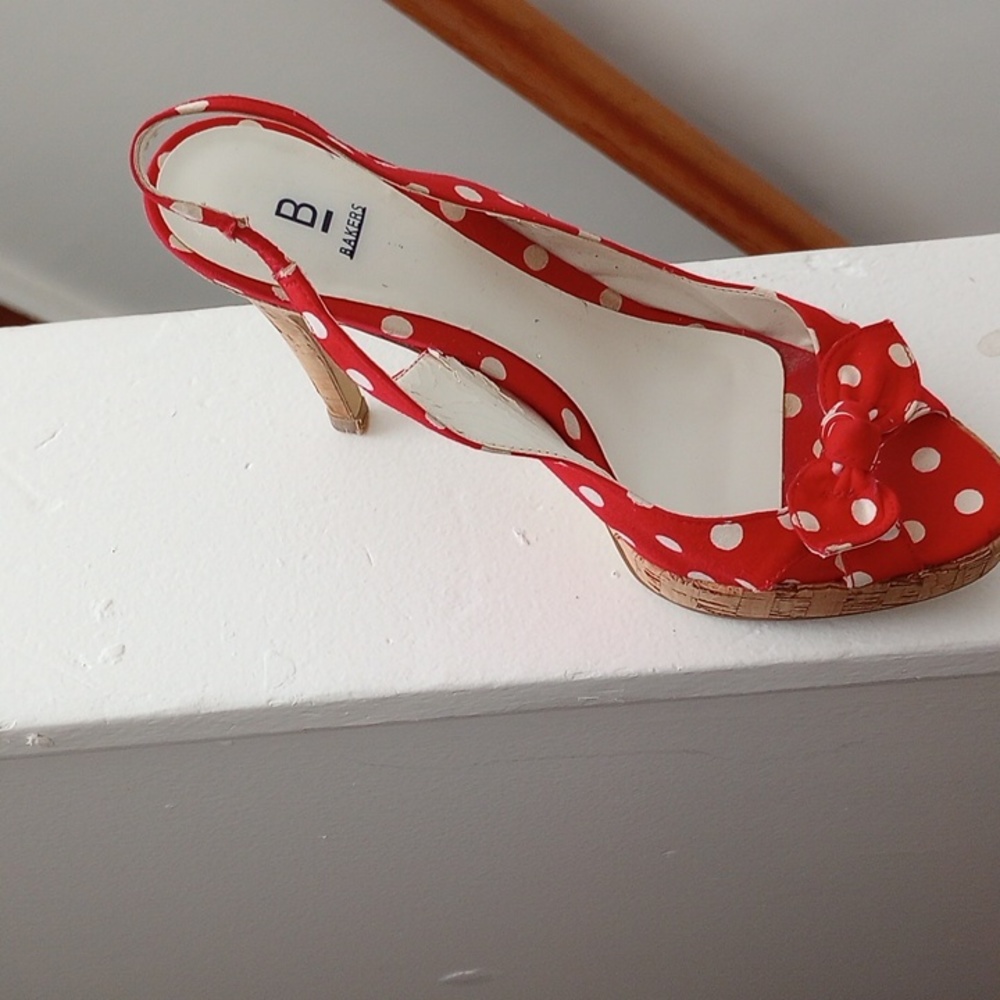 Red polka dot high heel bigger 8.5 shoes
